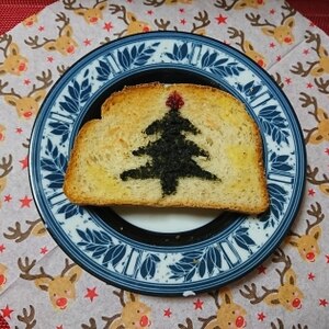 クリスマスツリーの可愛いトースト